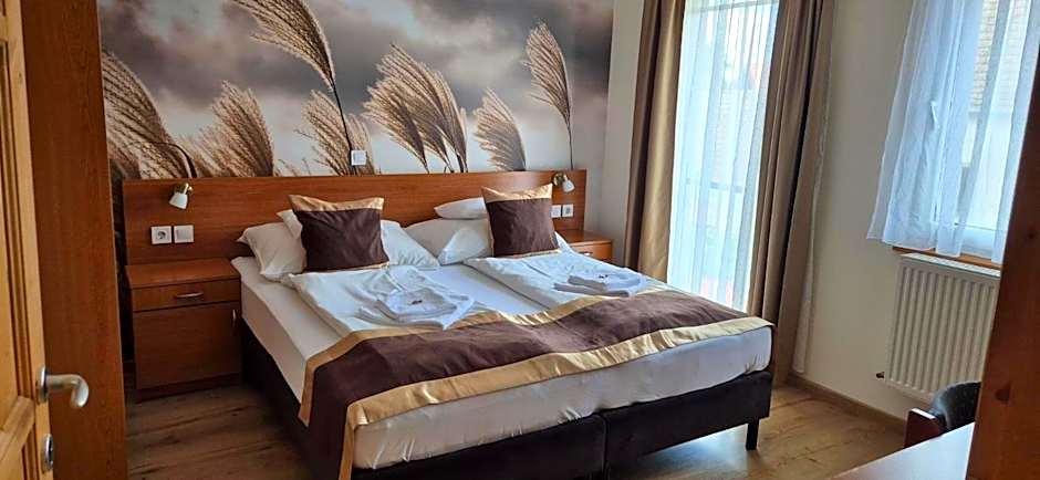 Hotel Patonai