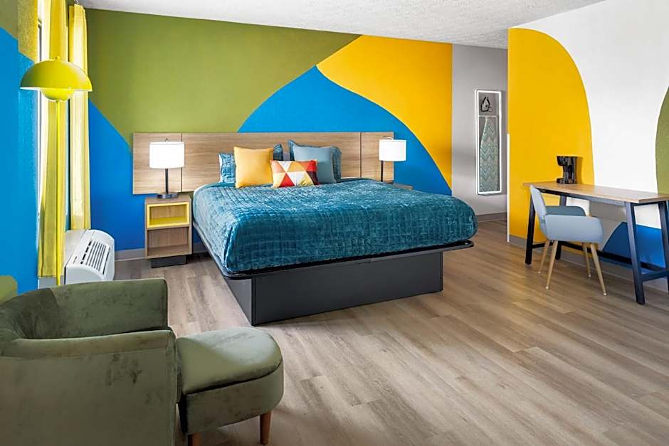 Days Inn By Wyndham Pigeon Forge South