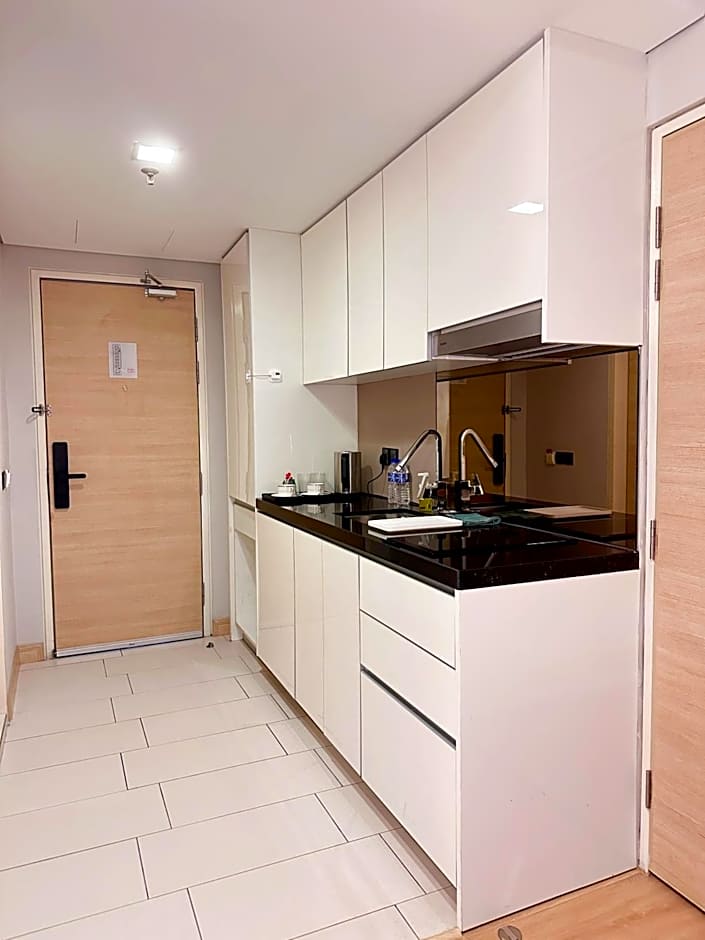 Straits Suite by C Homestay Malacca