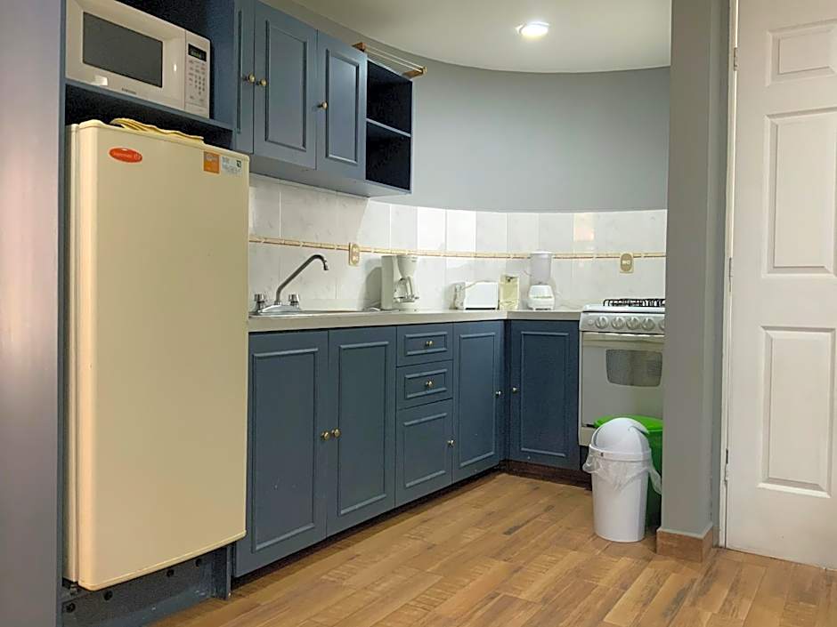 Grupo Kings Suites - Bosques de Duraznos 78