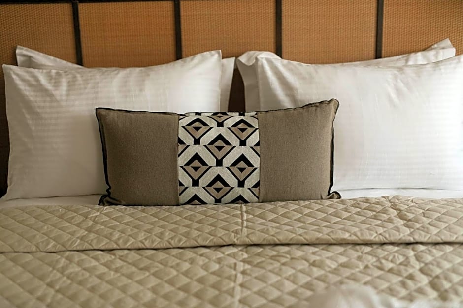 Allonda Seafront Experience