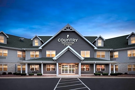Country Inn & Suites by Radisson, Germantown, WI