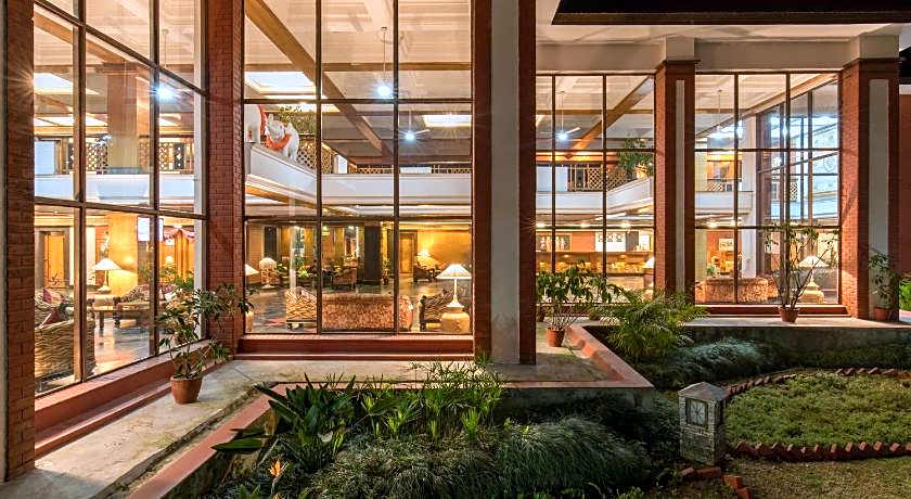 Hotel Pokhara Grande