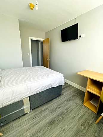 Twin Room with Shared Bathroom
