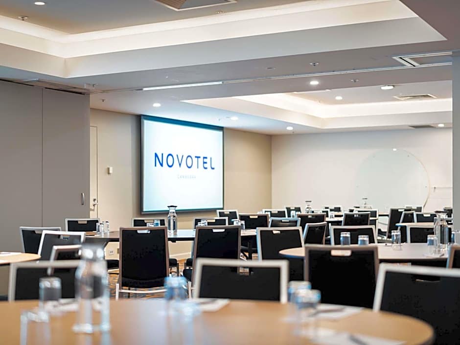 Novotel Canberra