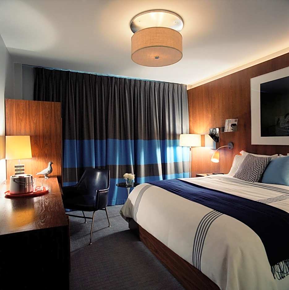 6 Columbus Central Park Hotel