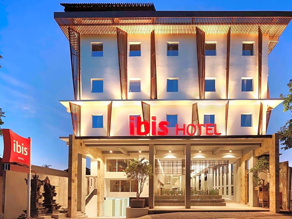 Ibis Bali Legian Street