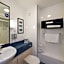 Holiday Inn Express Birmingham Star City By IHG