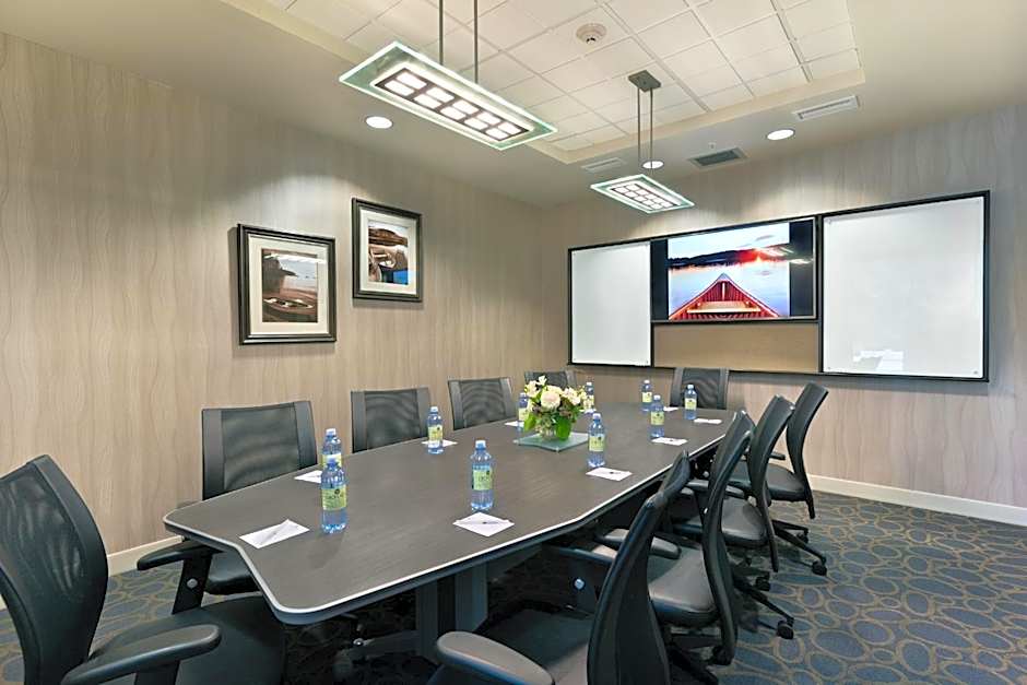 Oxford Suites Bellingham