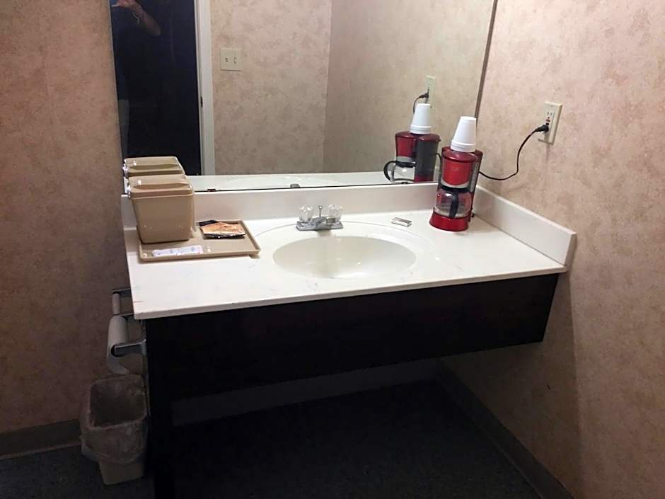 Stonebrook Inn