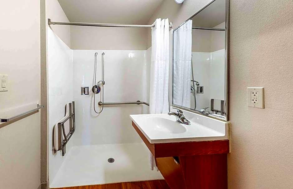 Extended Stay America Select Suites - Oklahoma City - West