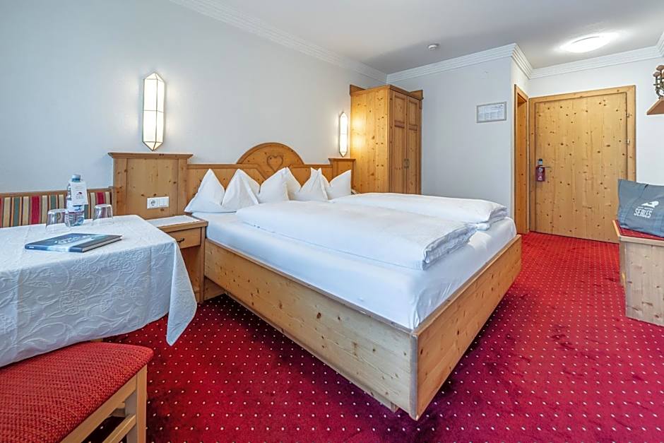 Hotel Serles