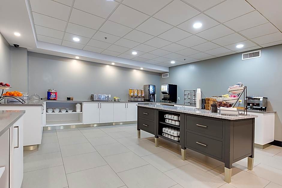 Country Inn & Suites by Radisson, Niagara Falls, ON