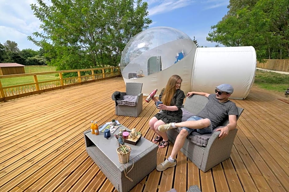 Photo 1 of 5 of Bulle SPA Romantique