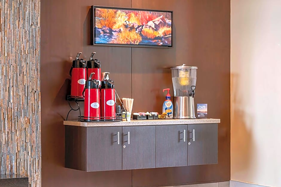 Best Western Premier Boulder Falls Inn