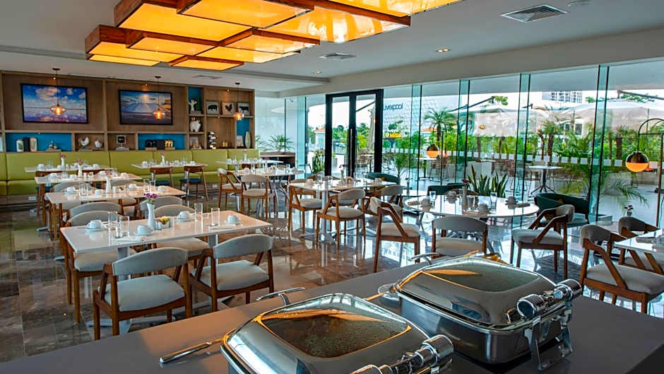 Holiday Inn Hotel And Suites Merida La Isla By IHG