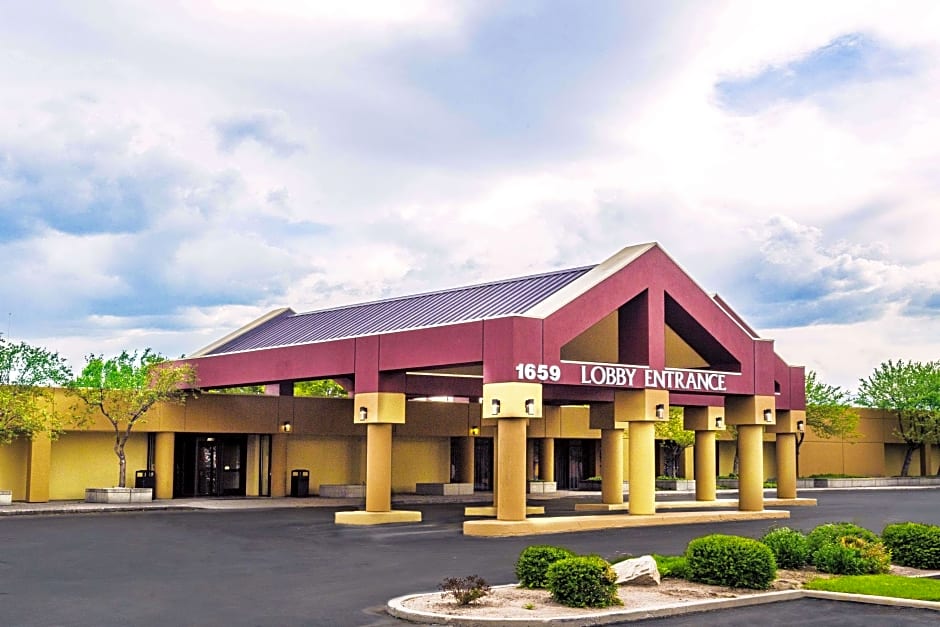 Ramada Salt Lake City N Temple – Salt Lake City, UT