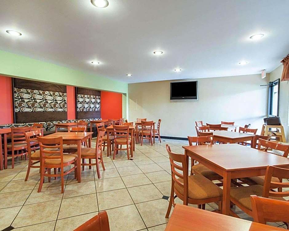 Quality Inn Airport East