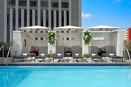 Le Meridien New Orleans