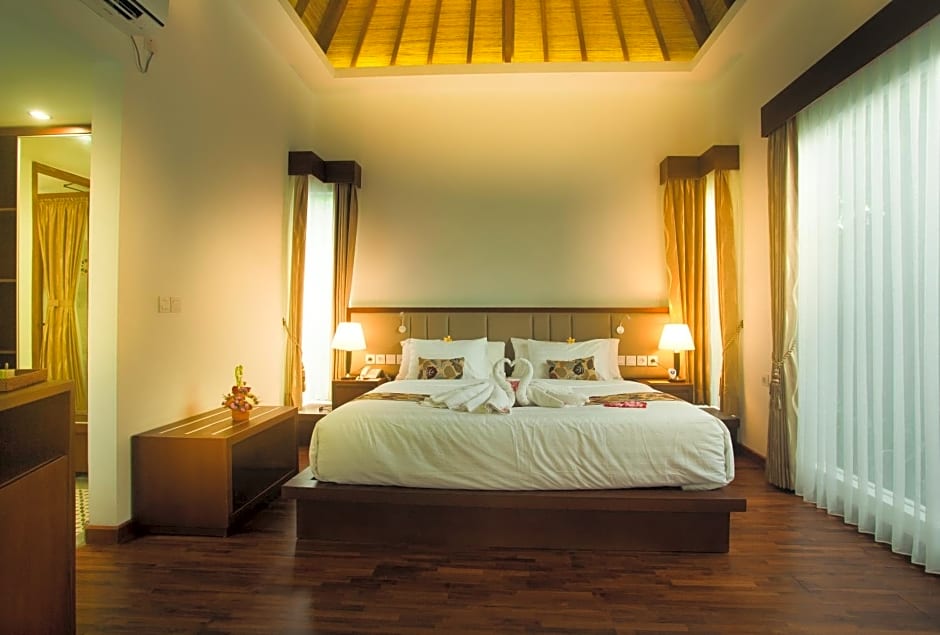 The Astari Villa and Residence