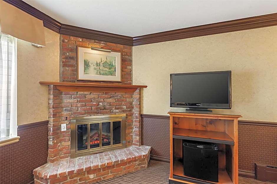 Best Western Fireside Inn