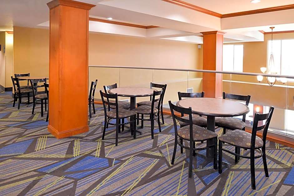 Holiday Inn Express Hotel & Suites Nampa By IHG