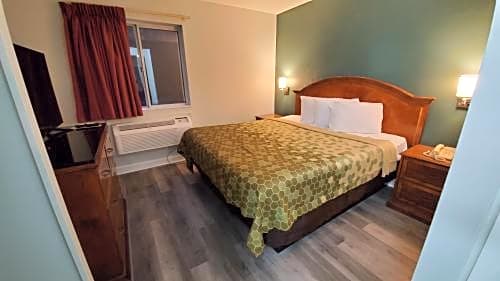 Econo Lodge Inn & Suites Carrollton - Smithfield