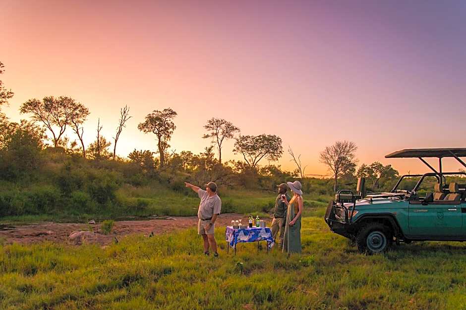 Lukimbi Safari Lodge