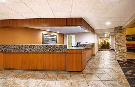Mountain Valley Inn & Suites