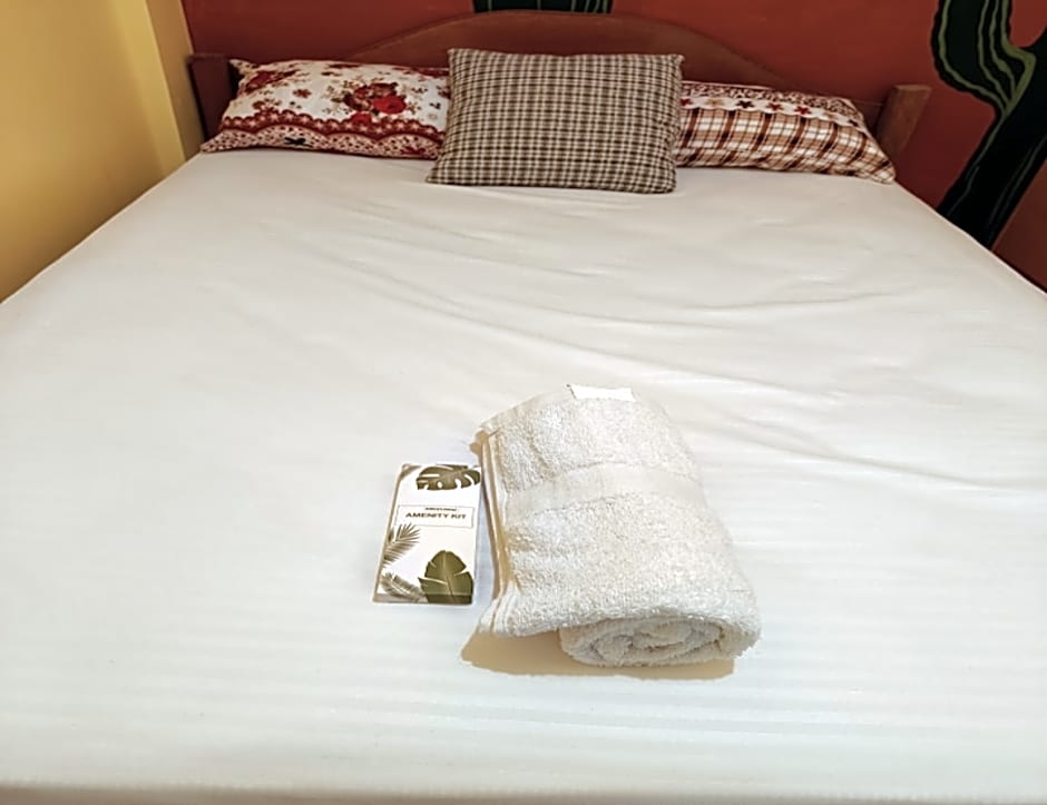 Jethro Hotel and Resto