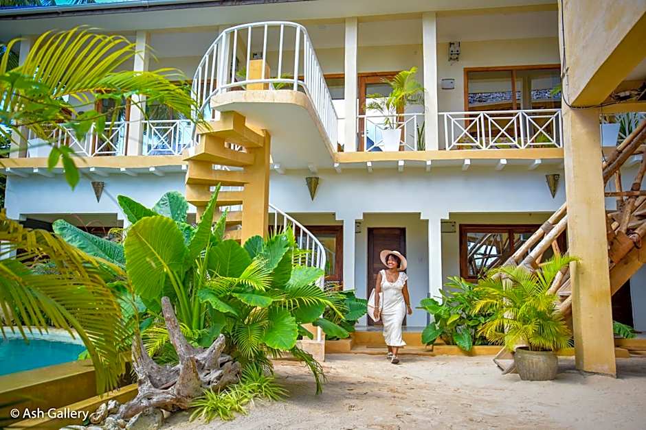 Chikachika Beach B&B