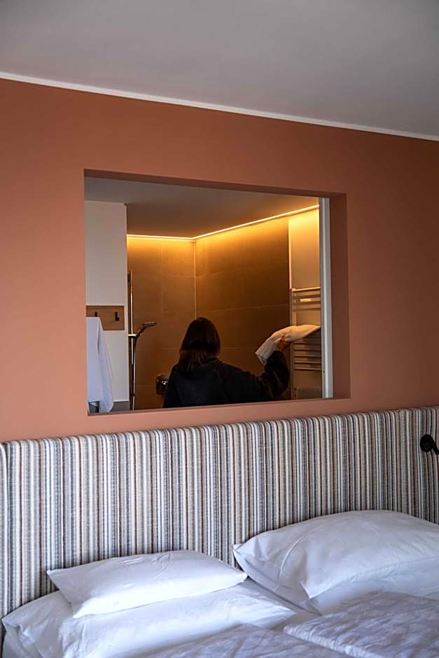 byHaller Suites & AO Restaurant