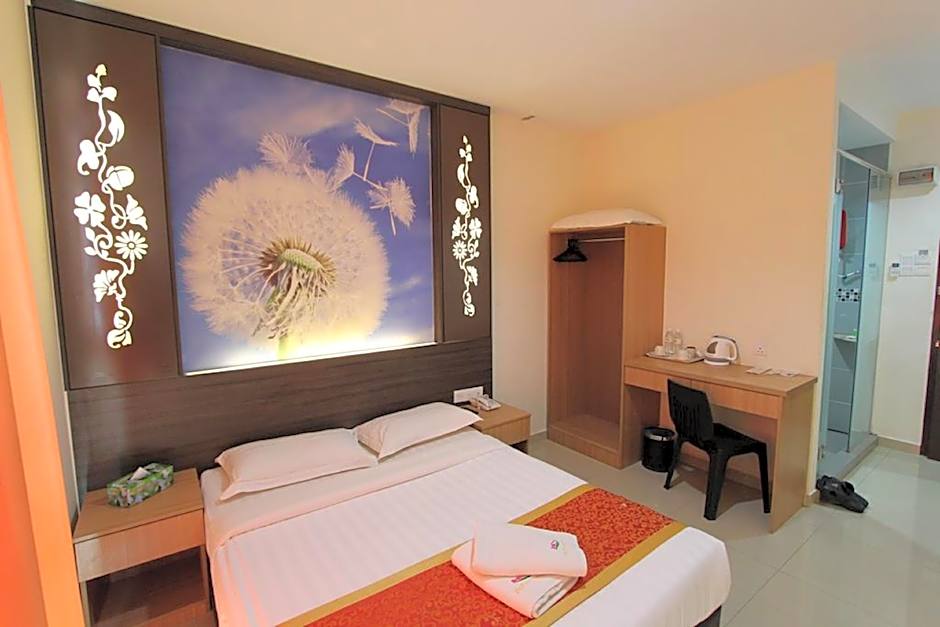 D&F BOUTIQUE HOTEL ERA SQUARE