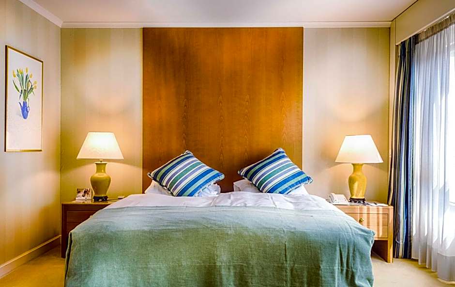 Royal Plaza Montreux & Spa