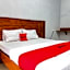RedDoorz Plus Syariah at Umyas Hotel near Terminal Anjuk Ladang Nganjuk