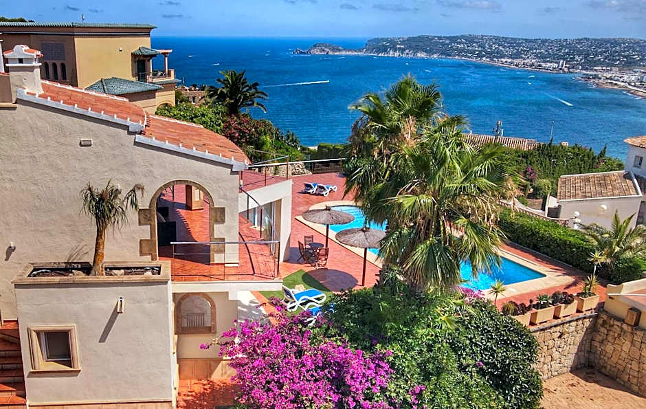 Villa Cuesta de San Antonio,