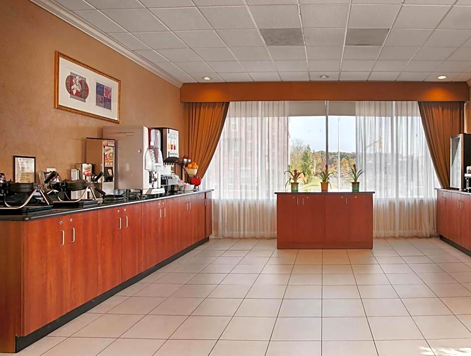 Hotel Pentagon – Arlington, VA