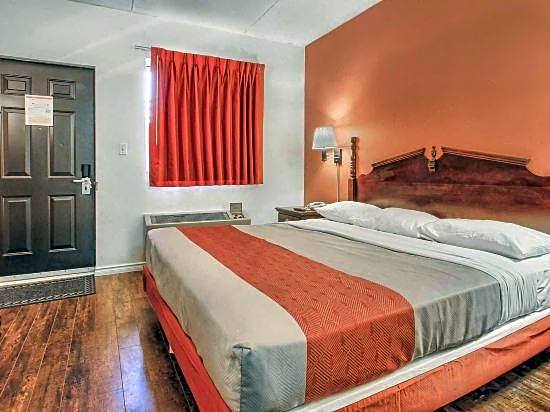 Motel 6-Windsor, ON