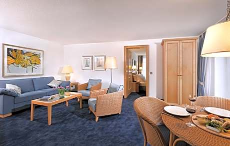 Suite with Sea View