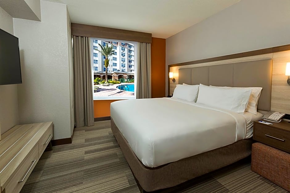 Holiday Inn Express & Suites S Lake Buena Vista By IHG