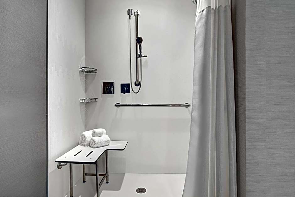 Courtyard by Marriott® Manhattan Aggieville