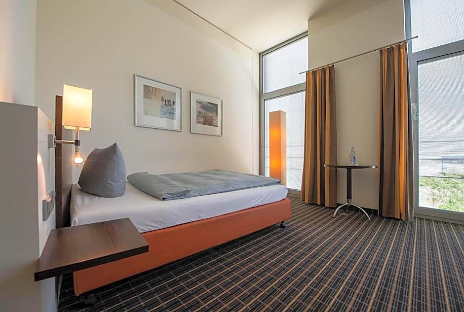 Livenwork Hotel & CoWorking GVZ Ingolstadt