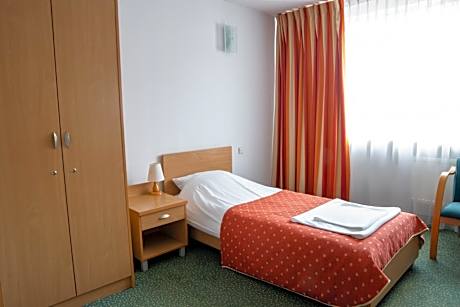 Budget Single Room