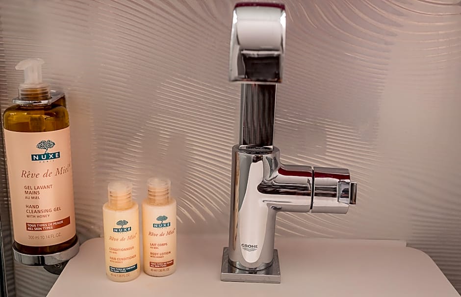 Hotel La Parizienne By Elegancia