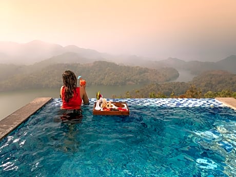 Ragamaya Resort & Spa Munnar