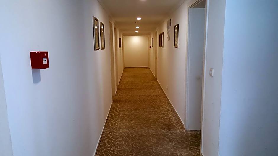 Artemis Hotel