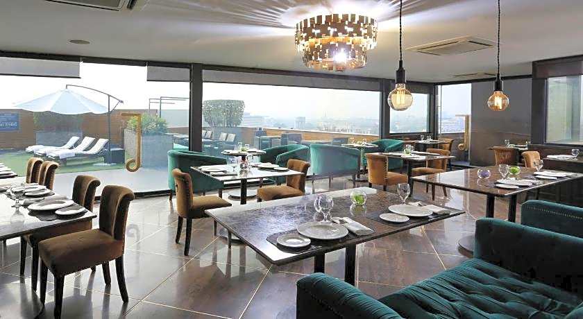 Four Points by Sheraton Lahore