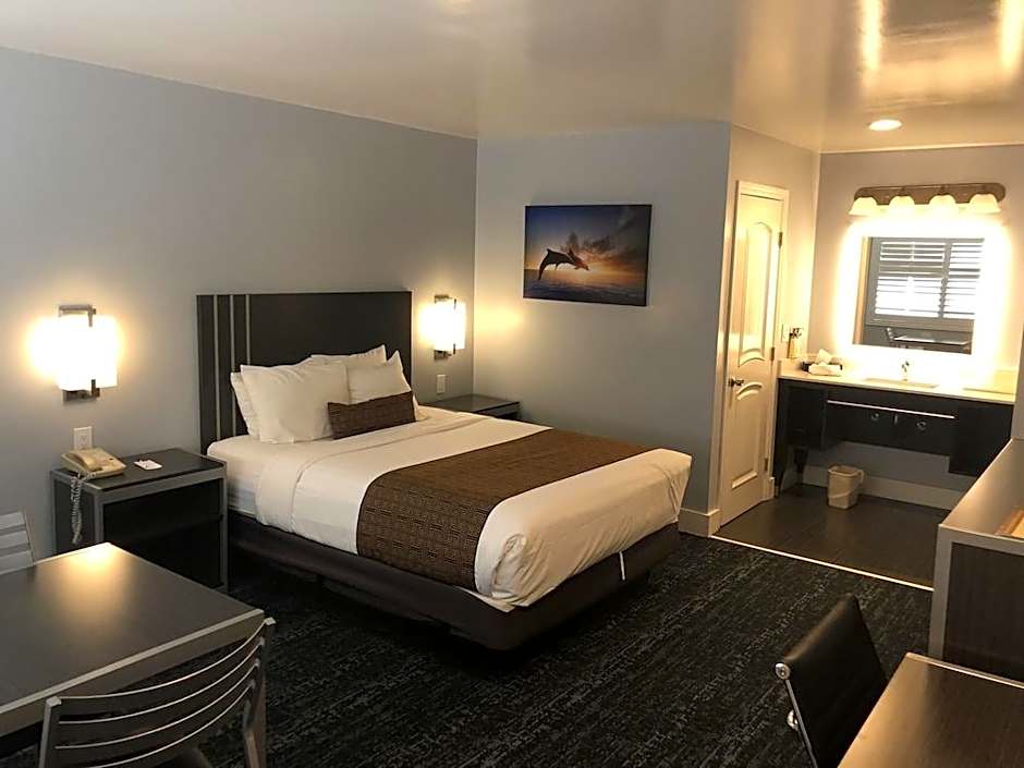 Pacific Inn