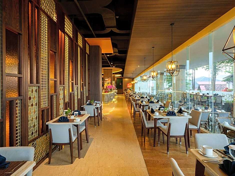 GOLDEN TULIP SPRINGHILL LAMPUNG