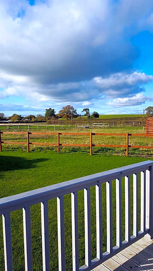 Ruth's Retreat Country Retreat with private hot tub